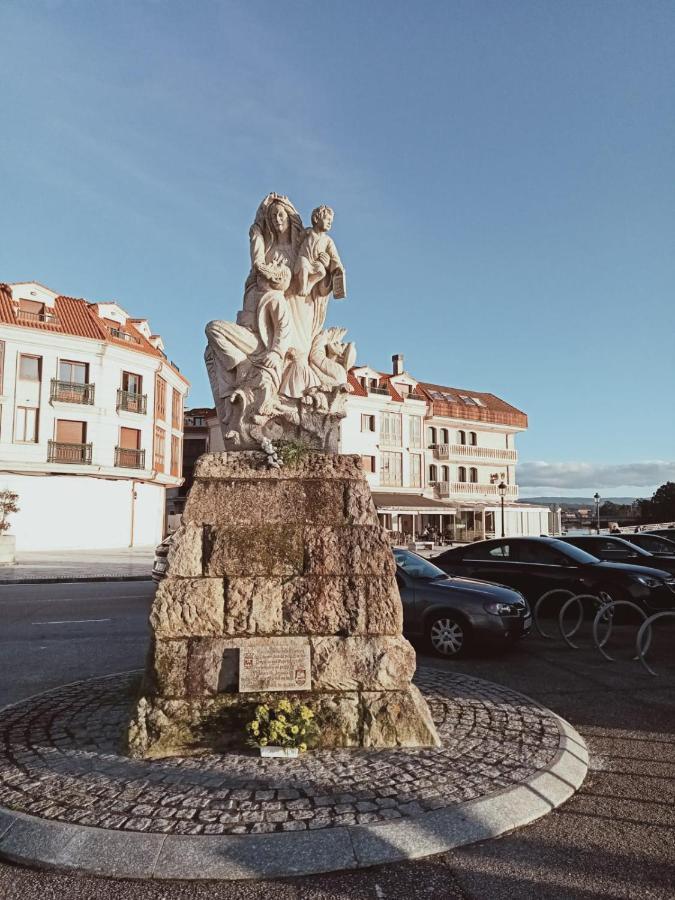 Pension Mar De Rosa Villanueva De Arosa Exteriör bild